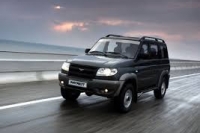  UAZ Patriot -    