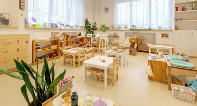   ,      Montessori school